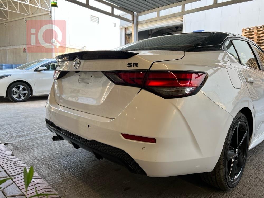 نيسان سنترا